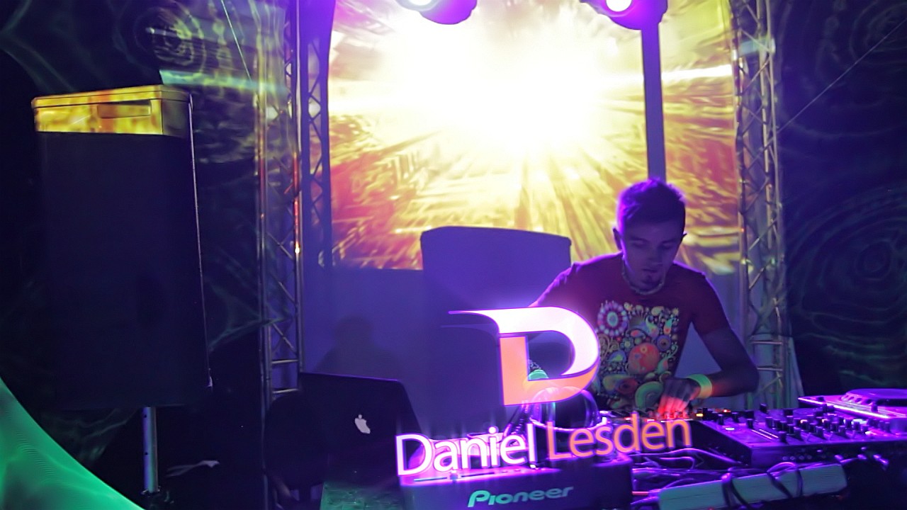 Daniel Lesden music video