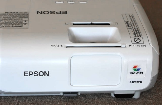 epson-lens-cover